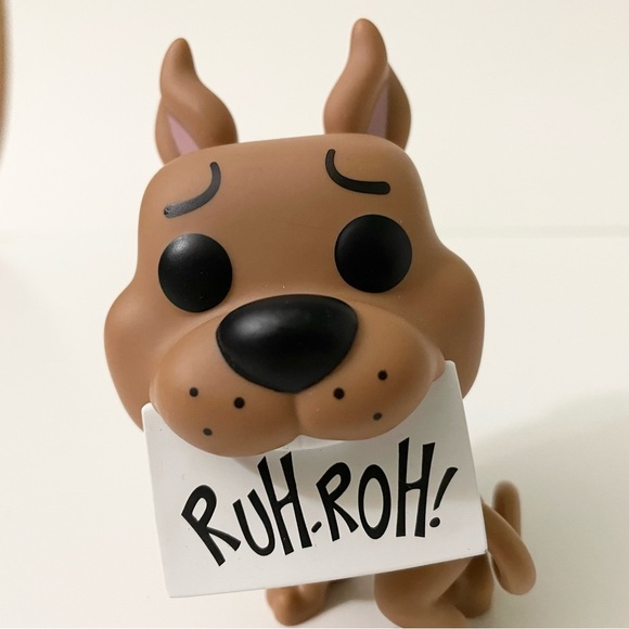 Funko POP Scooby Doo with Ruh-Roh Sign Figure Toy - Picture 2 of 13